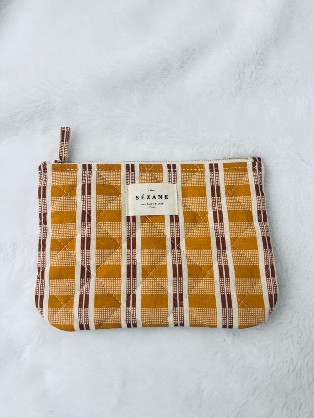 Sezane quilted pouch